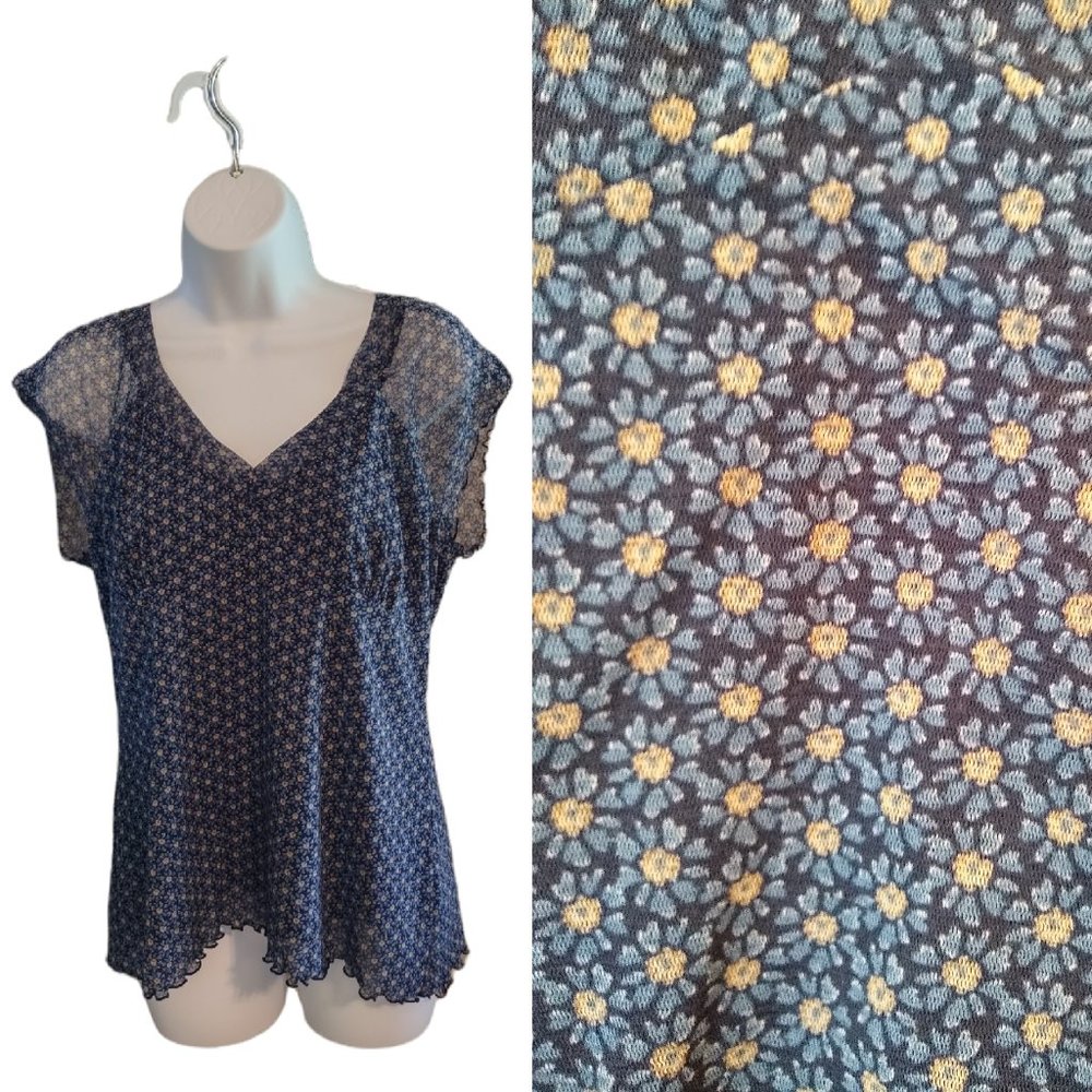 Liz Claiborne Axcess Floral Cap Sleeve V-neck Dressy Top Size L